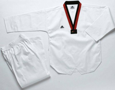 Добок Adidas "Club Uniform" (WBlackRed)