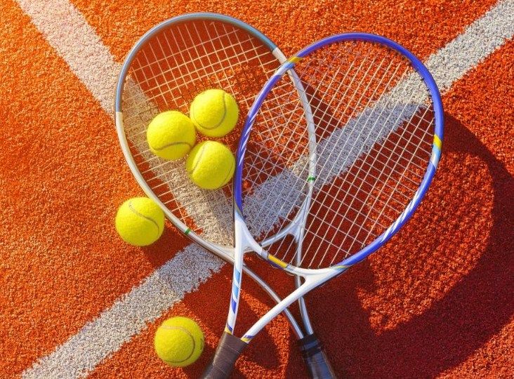 Как правильно выбрать ракетку для большого тенниса?