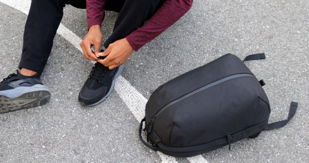 Спортивные сумки и рюкзаки для женщин и мужчин: выбираем правильно-01