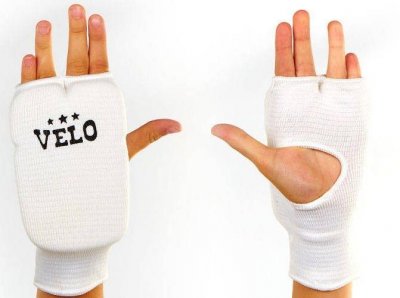 Накладки (перчатки) для каратэ VELO ULI-10018 (белые)