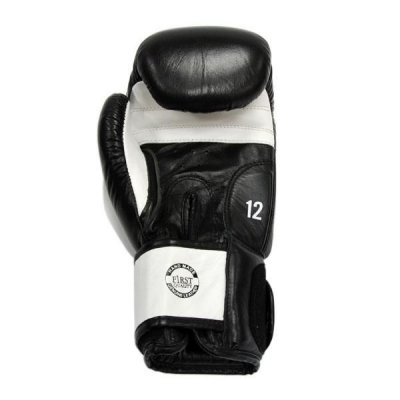 Боксерские перчатки THOR SPARRING (PU) черно-белые