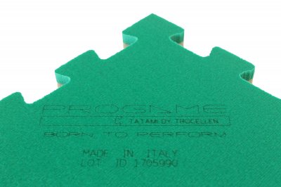 Мат-татами "ласточкин хвост" by Trocellen Multisport Performance крас/зел. (1м х 1м толщина - 40 мм)