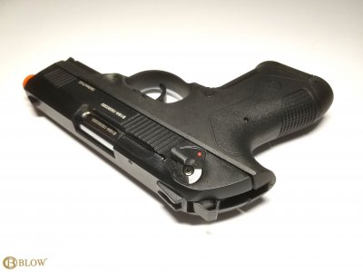 Стартовый пистолет BLOW TR-14 (черный) + магазин